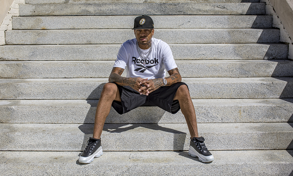 将球轻垫到 将球轻垫到